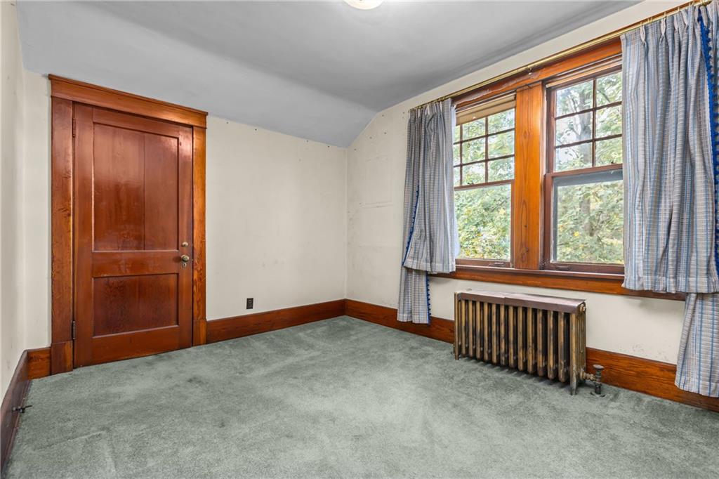 1050 Hiland Avenue Coraopolis, PA 15108 - Photo 23 of 33 an empty room with windows