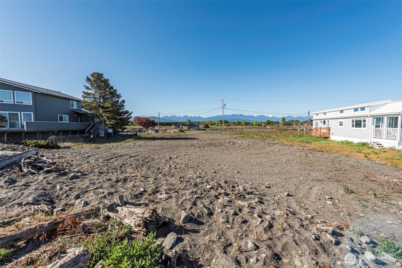 381 3 Crabs Road Sequim, WA 98382 - Photo 19 of 39