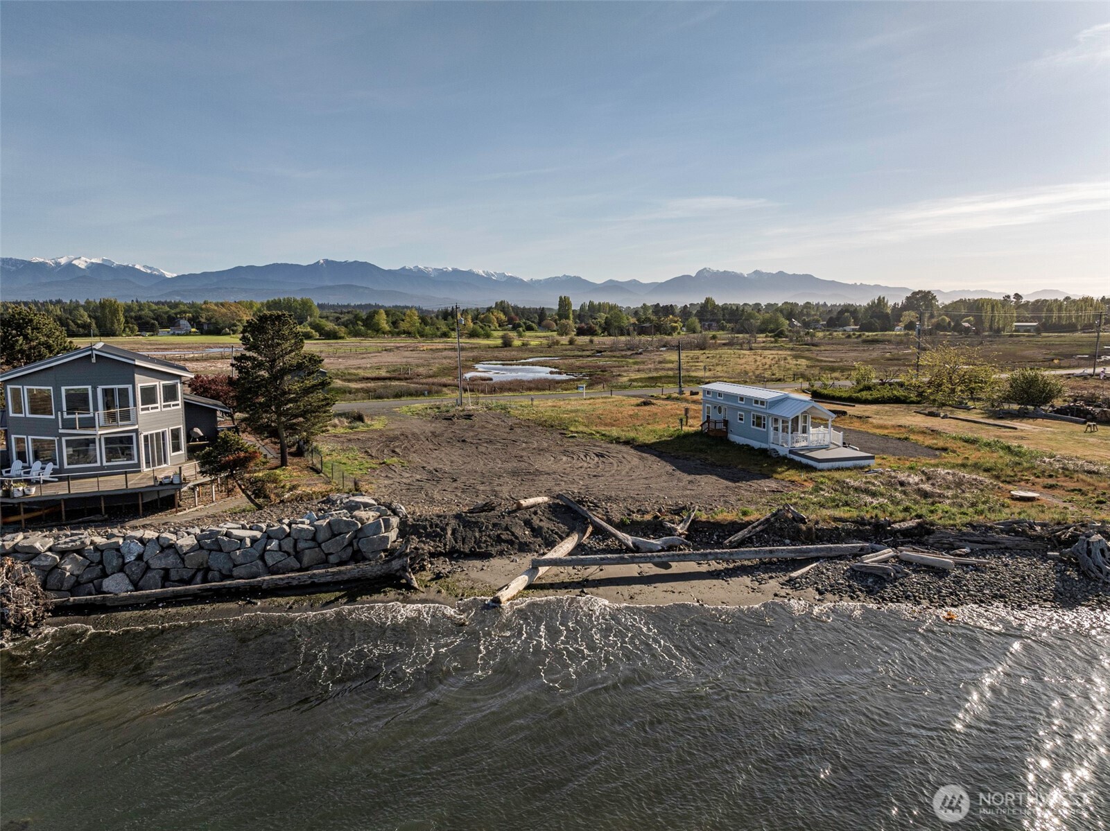 381 3 Crabs Road Sequim, WA 98382 - Photo 2 of 39
