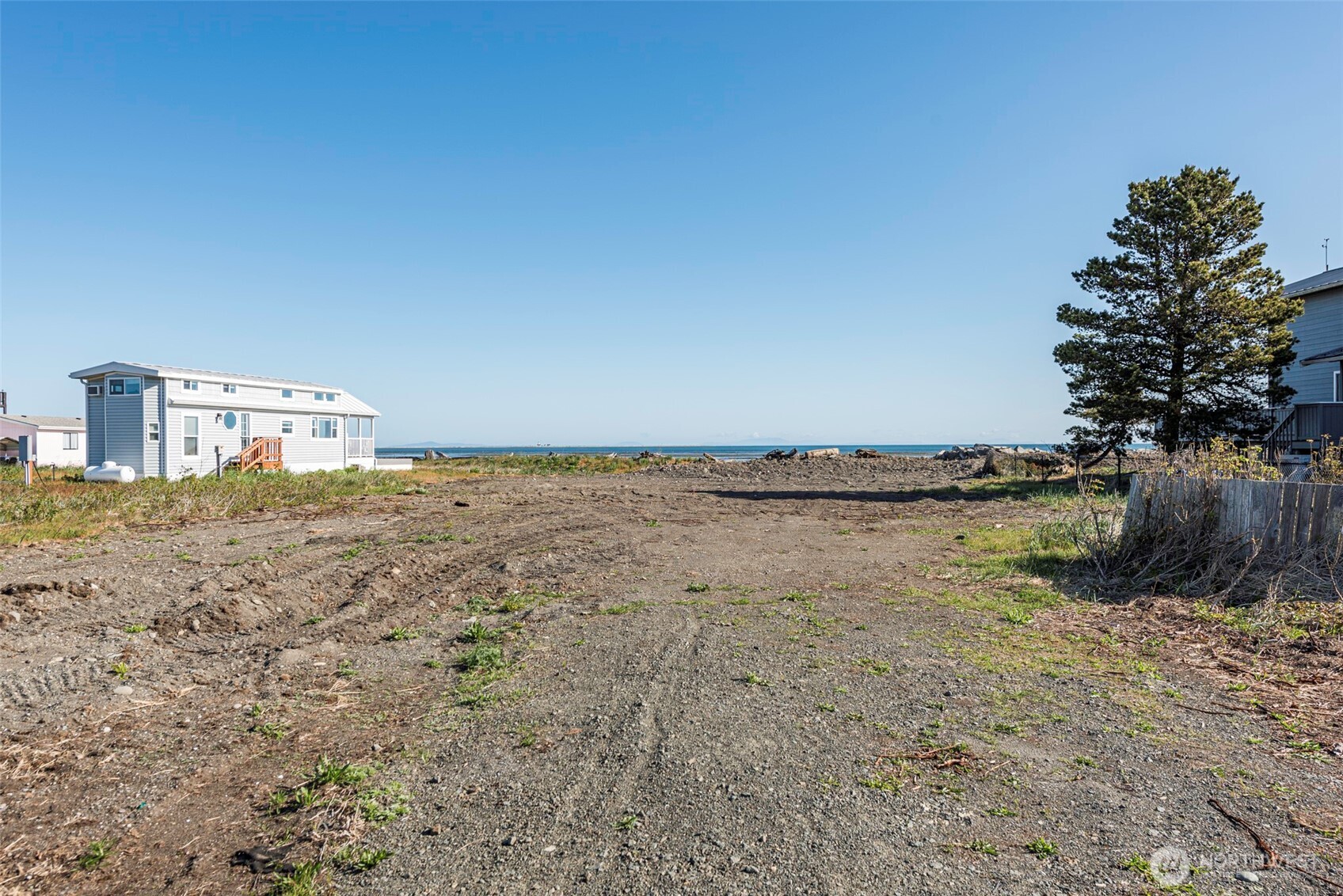 381 3 Crabs Road Sequim, WA 98382 - Photo 25 of 39
