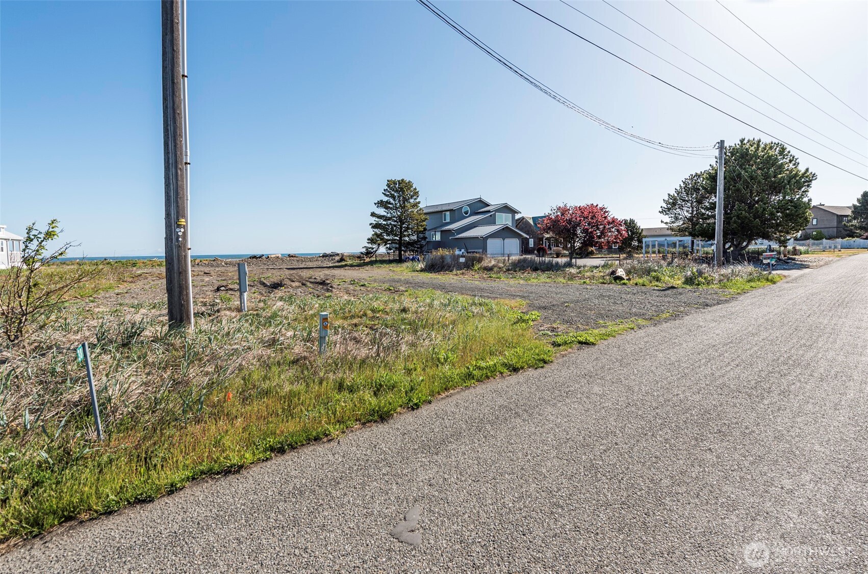 381 3 Crabs Road Sequim, WA 98382 - Photo 28 of 39