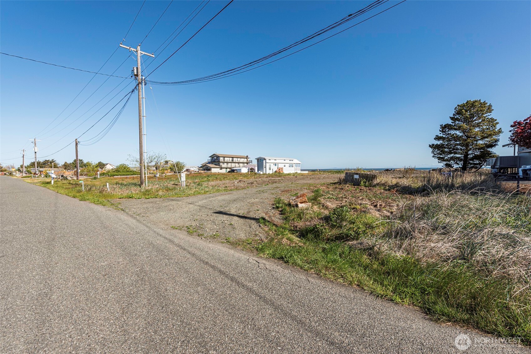381 3 Crabs Road Sequim, WA 98382 - Photo 29 of 39