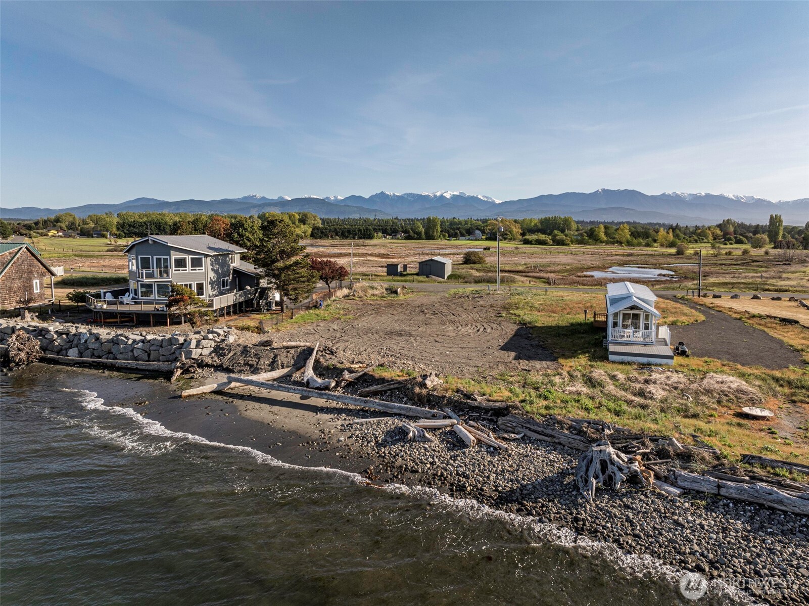 381 3 Crabs Road Sequim, WA 98382 - Photo 3 of 39