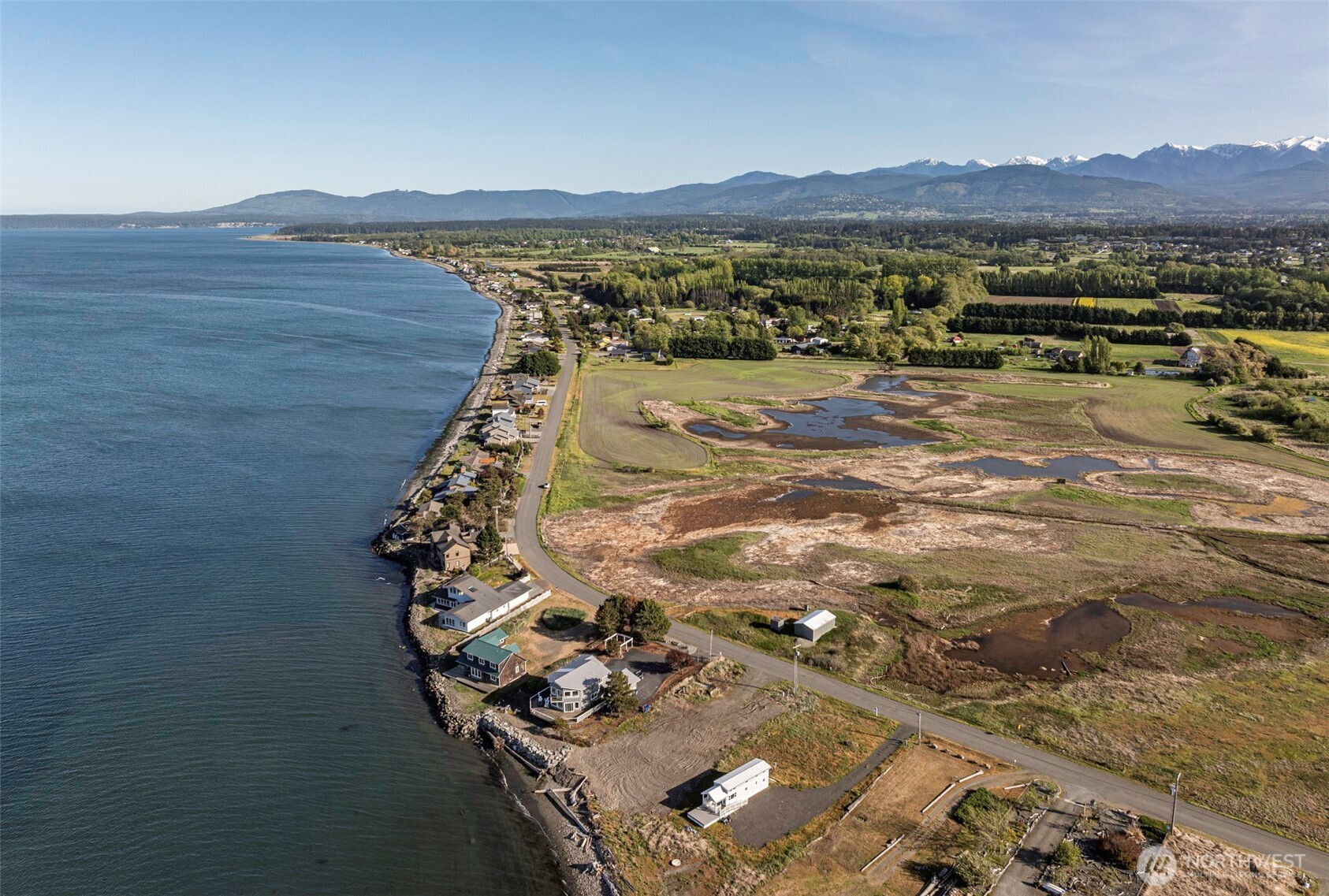 381 3 Crabs Road Sequim, WA 98382 - Photo 32 of 39