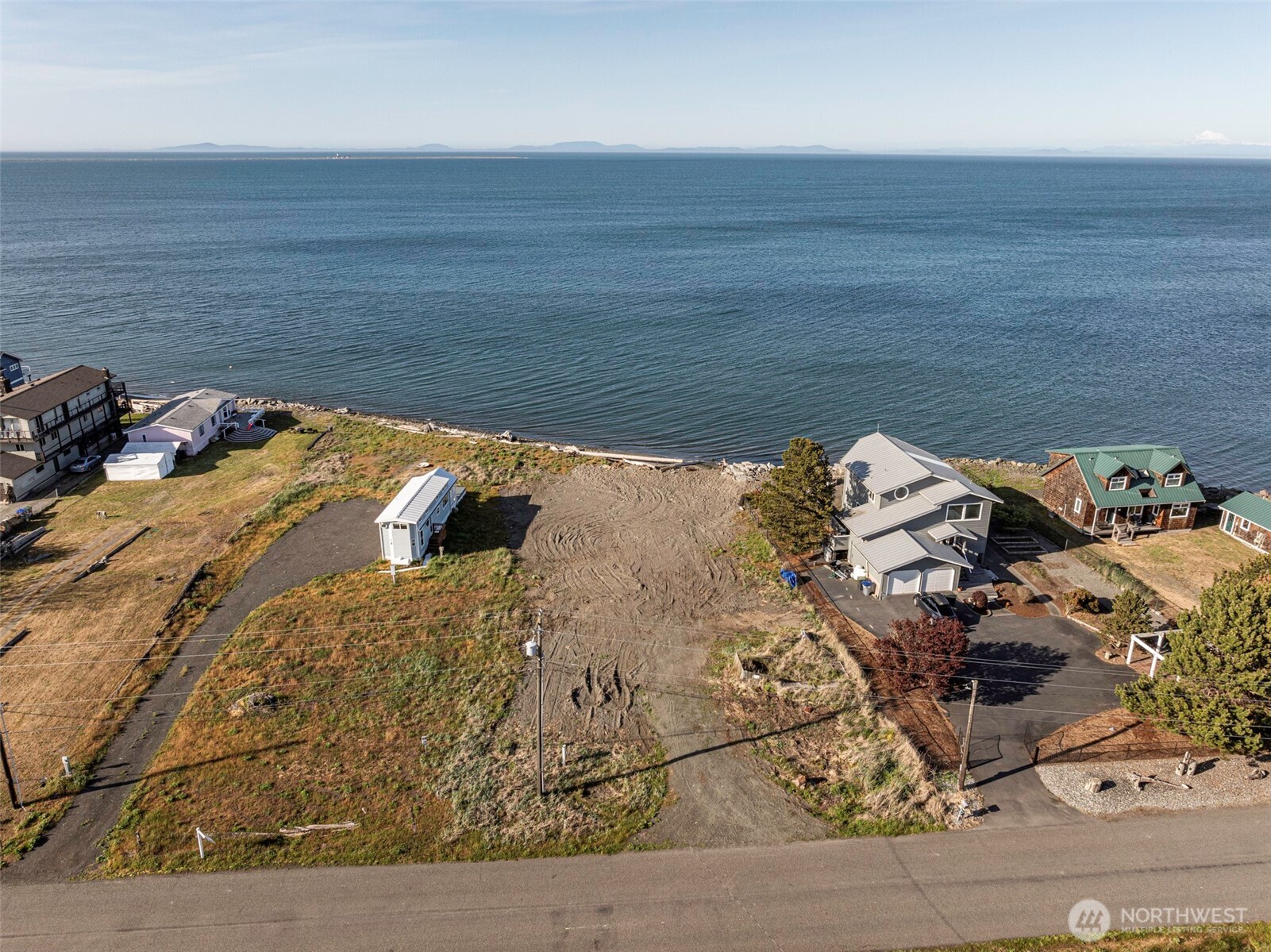381 3 Crabs Road Sequim, WA 98382 - Photo 6 of 39