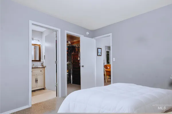 $1,200,000 | 3919 West Garnet Street, Boise, ID 83703