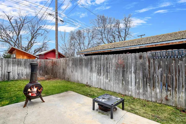 $1,200,000 | 3919 West Garnet Street, Boise, ID 83703