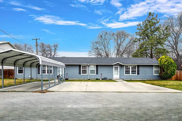 $1,200,000 | 3919 West Garnet Street, Boise, ID 83703