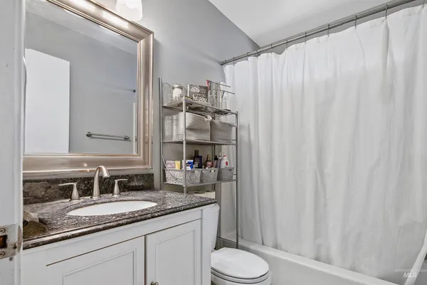 $1,200,000 | 3919 West Garnet Street, Boise, ID 83703