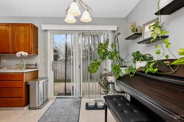 $1,200,000 | 3919 West Garnet Street, Boise, ID 83703