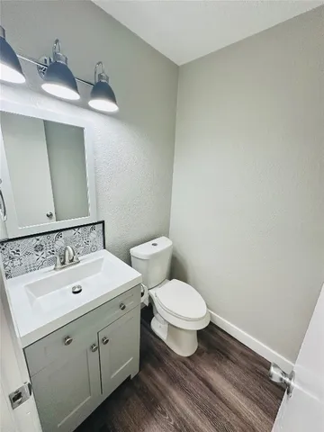 $829,900 | 1314 Southport Drive, Austin, TX 78704