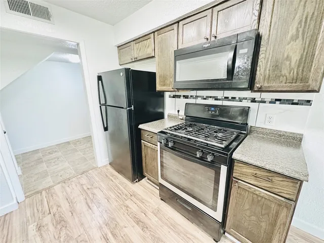 $829,900 | 1314 Southport Drive, Austin, TX 78704