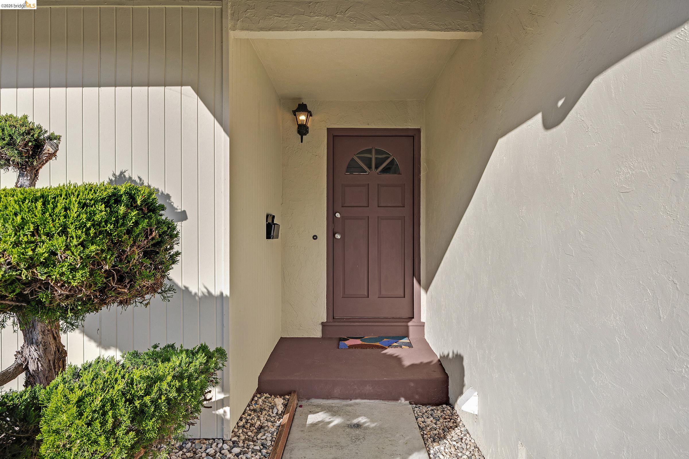 970 Kittery Way Pinole, CA 94564 - Photo 4 of 63