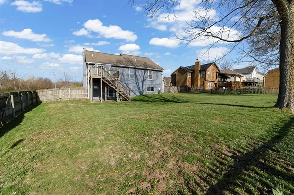 $385,000 | 1843 Loughrey Street, Liberty, MO 64068