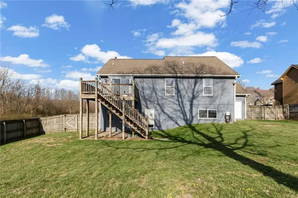 $385,000 | 1843 Loughrey Street, Liberty, MO 64068