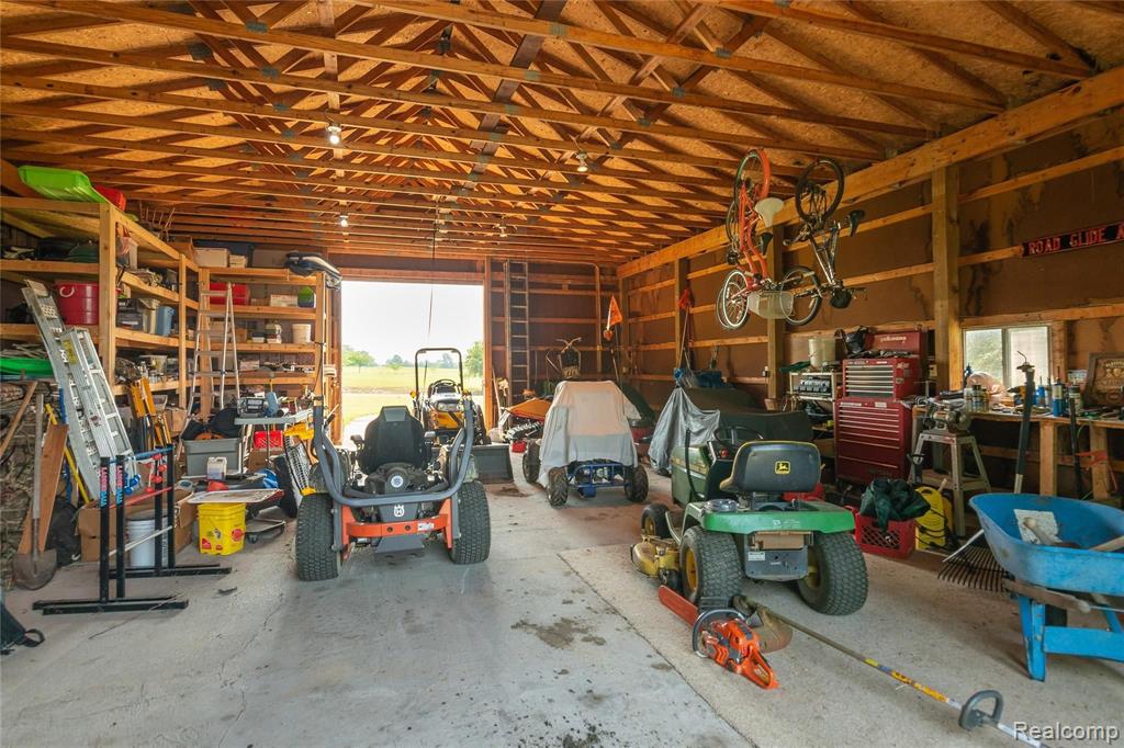 13292 Hogan Road Linden, MI 48451 - Photo 43 of 48