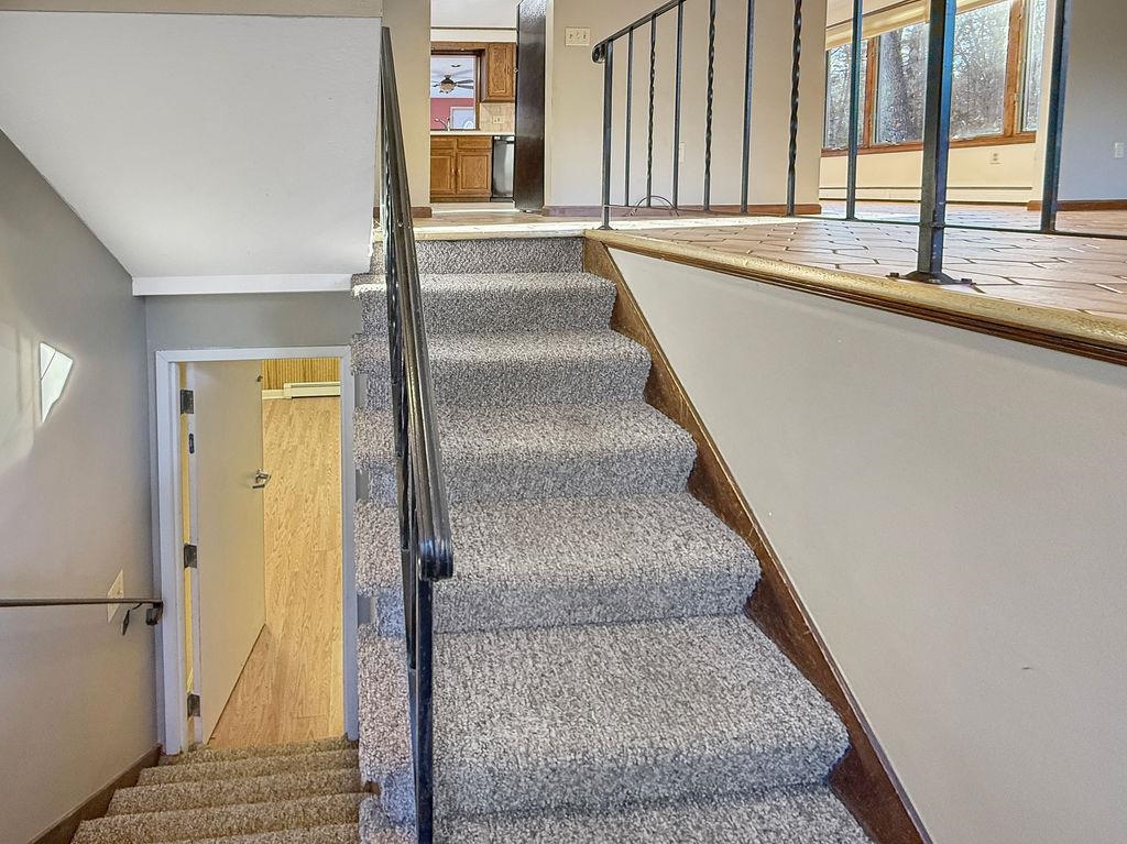 8 Cheney Drive Hudson, NH 03051 - Photo 21 of 57