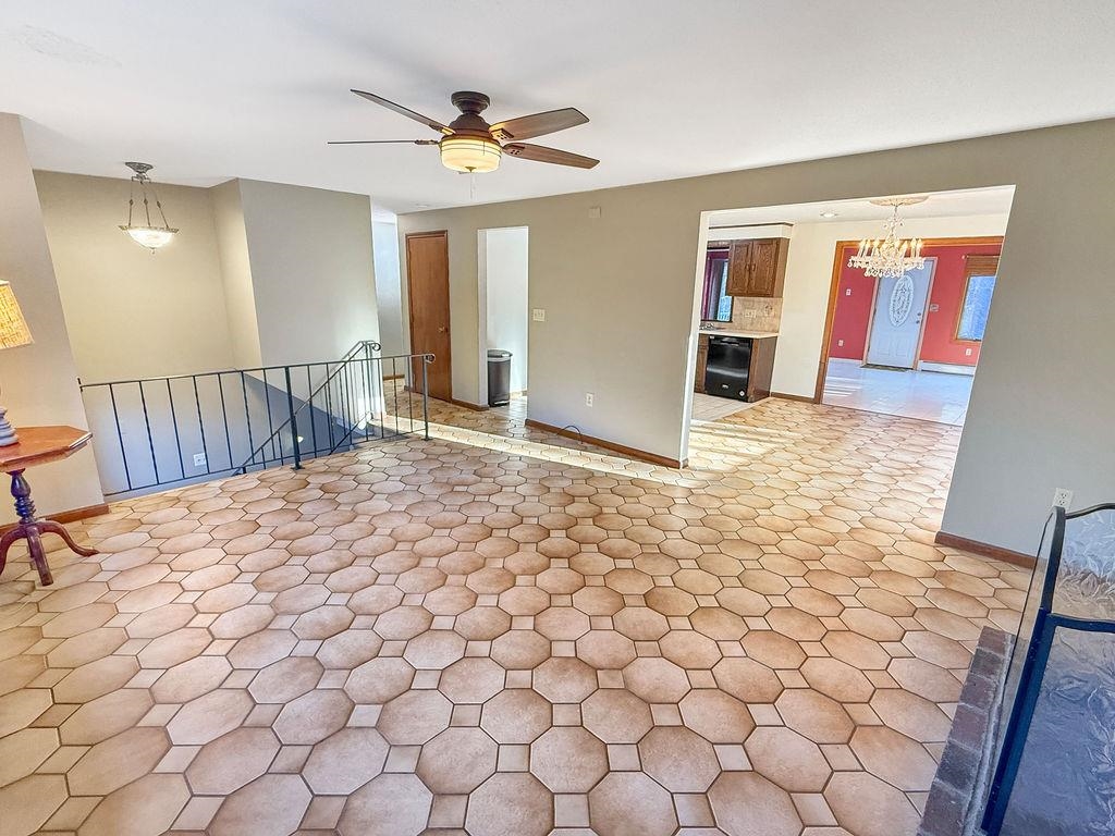 8 Cheney Drive Hudson, NH 03051 - Photo 25 of 57