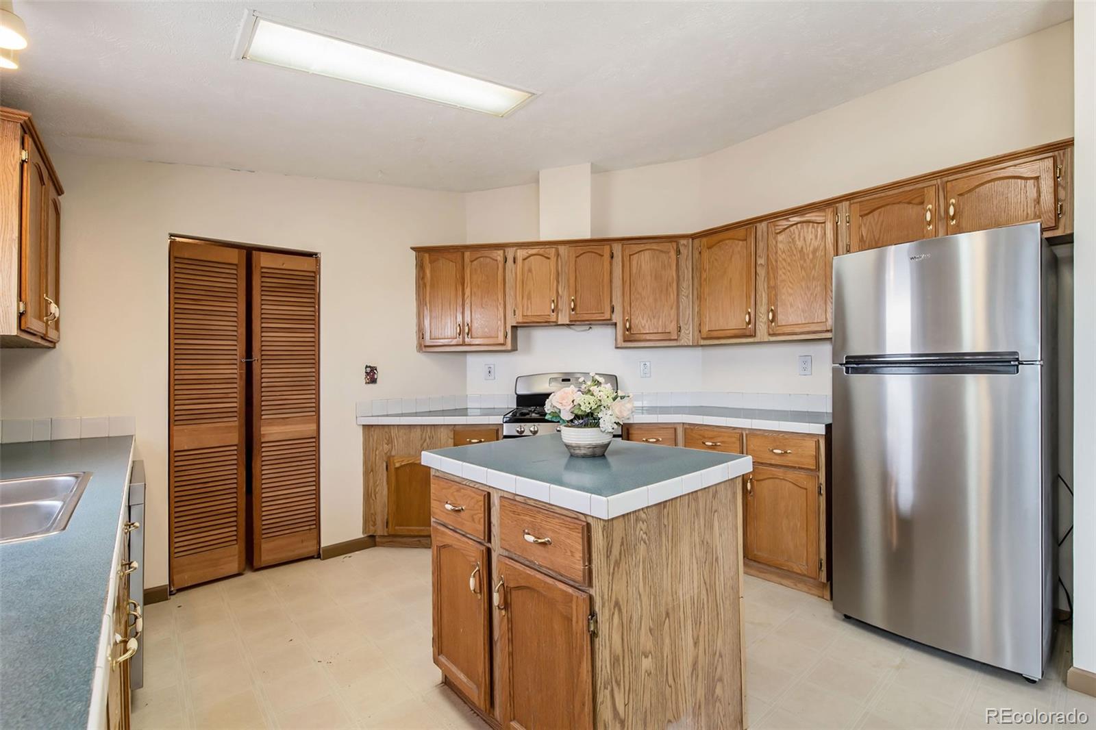 1258 South Split Rock Road Bennett, CO 80102 - Photo 12 of 40 Gallery Image 12