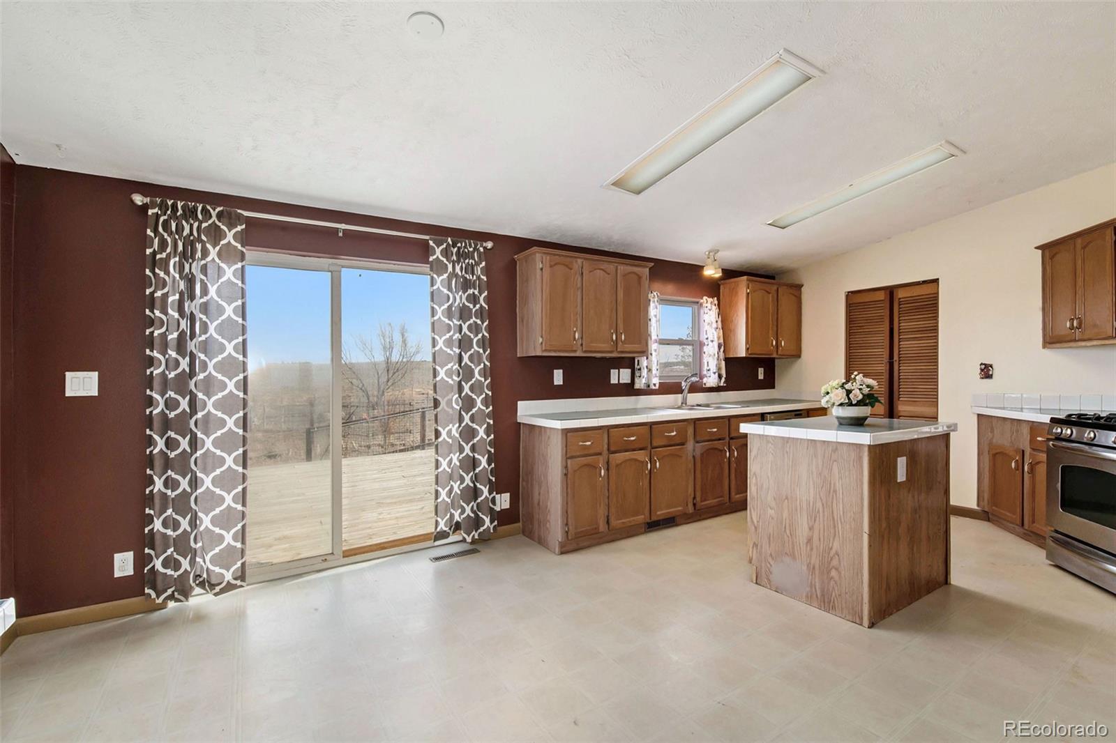 1258 South Split Rock Road Bennett, CO 80102 - Photo 14 of 40 Gallery Image 14