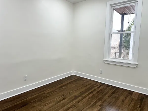 $2,450 | 84 Dekalb Avenue, Unit 2, Jersey City, NJ 07306