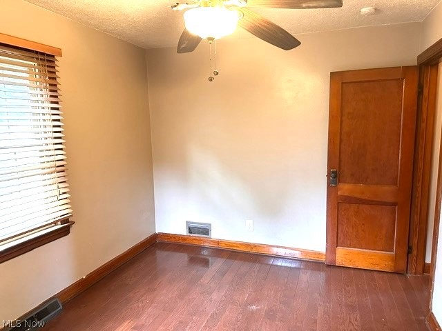 7600 Stewart Sharon Road Masury, OH 44438 - Photo 10 of 25