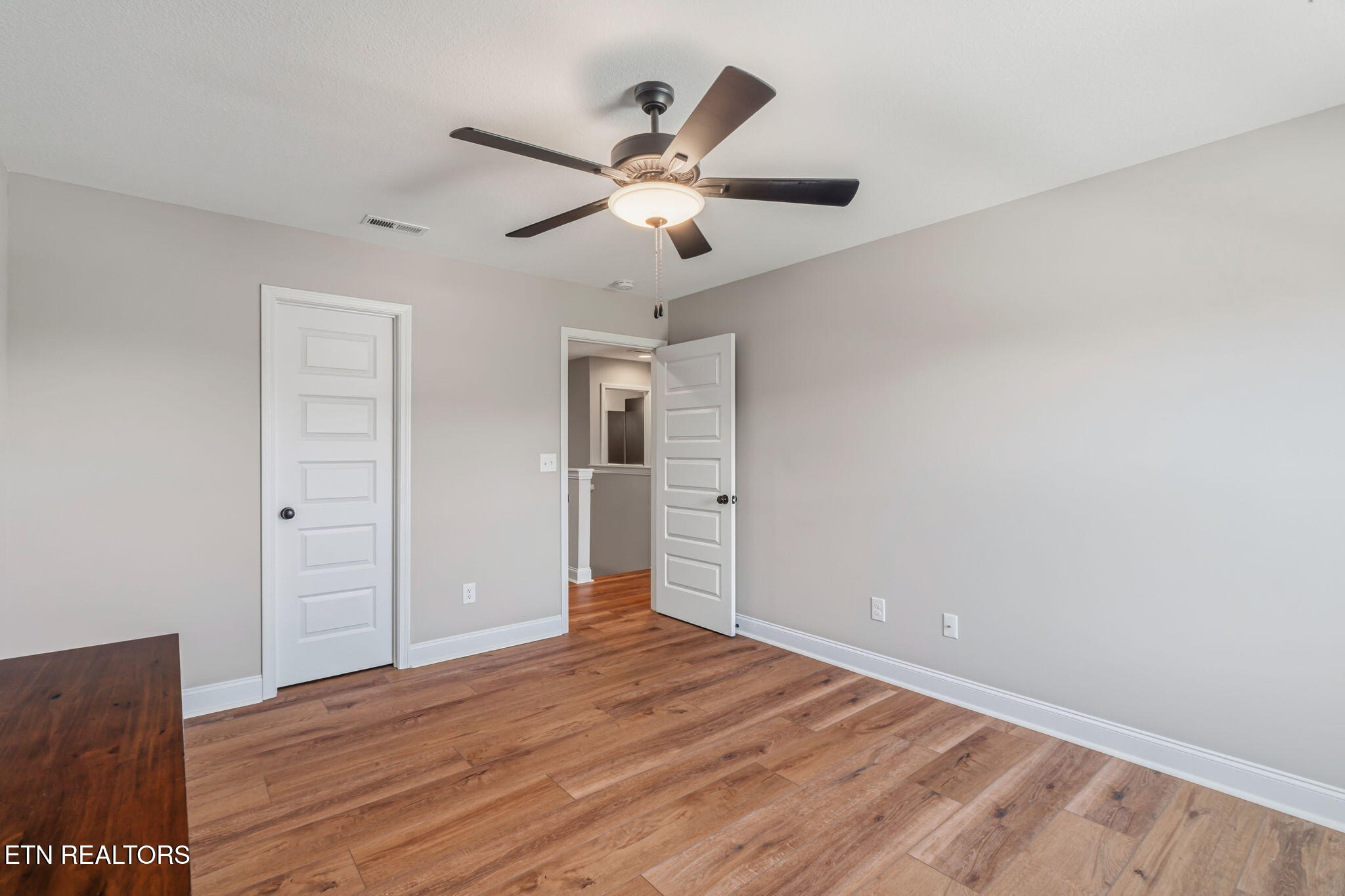 102 East Fortenberry Oak Ridge, TN 37830 - Photo 21 of 56 22-web-or-mls-102 E Fortenberry Street-1