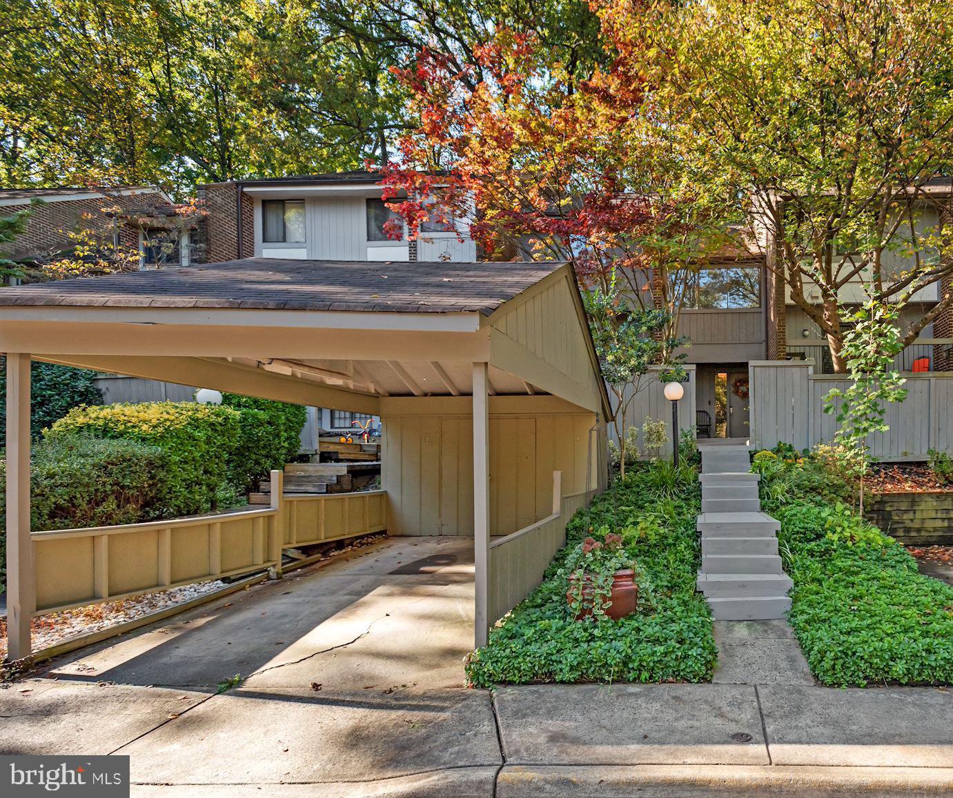 12027 Insha Court Reston, VA 20191 - Photo 2 of 27