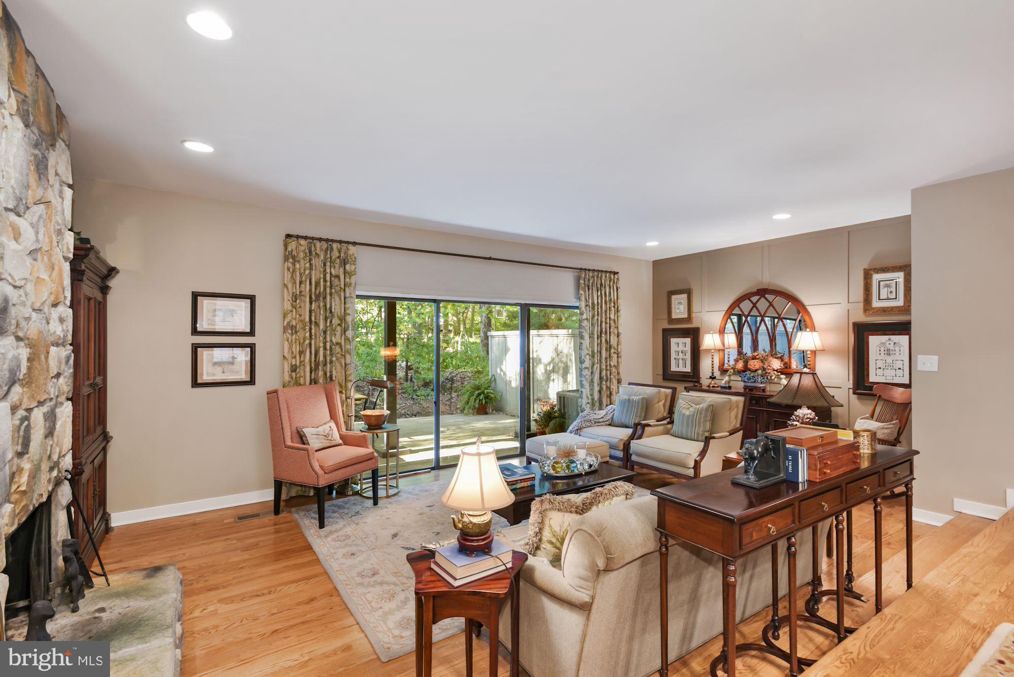 12027 Insha Court Reston, VA 20191 - Photo 8 of 27