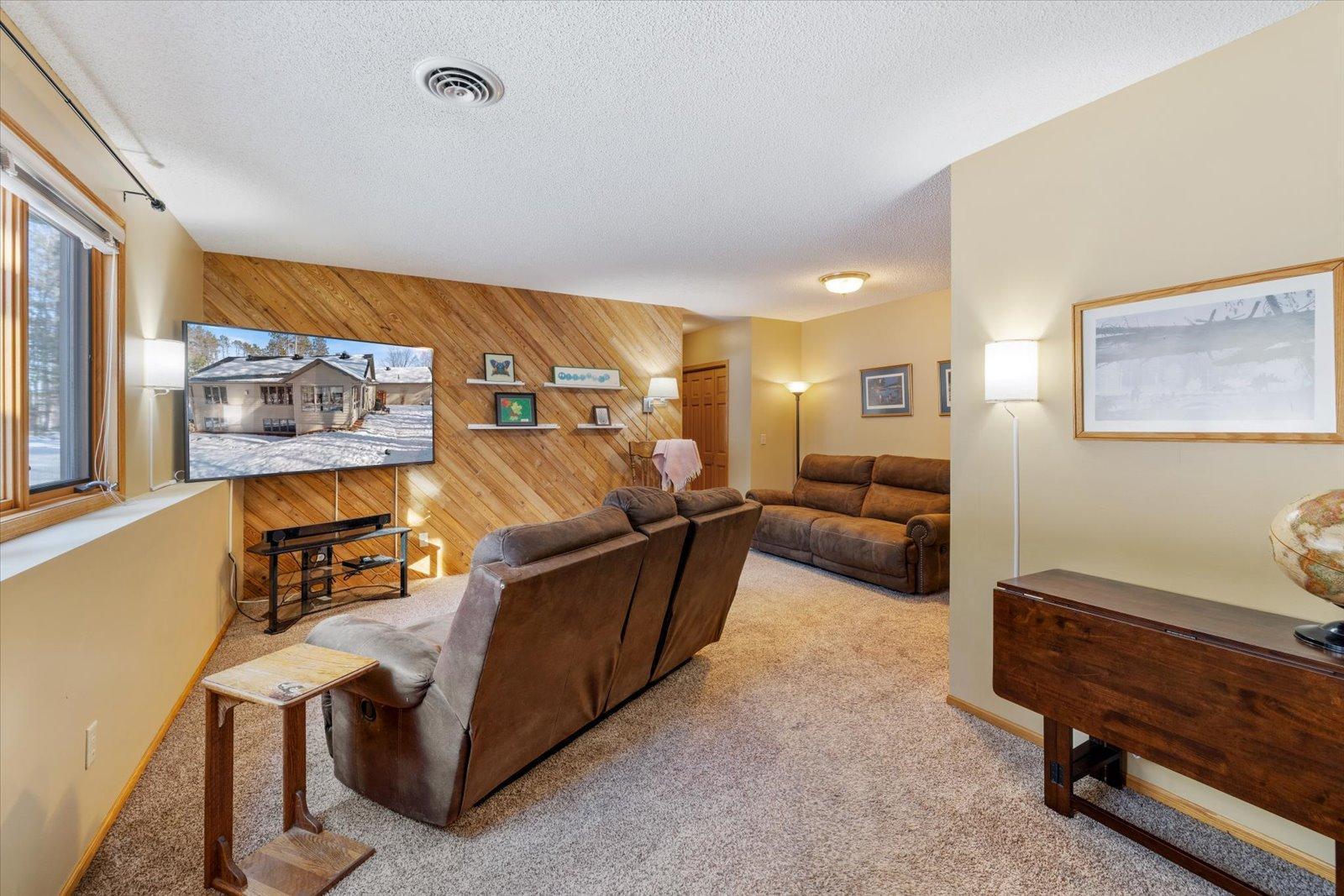 457 Southwest 14th Street Grand Rapids, MN 55744 - Photo 28 of 57