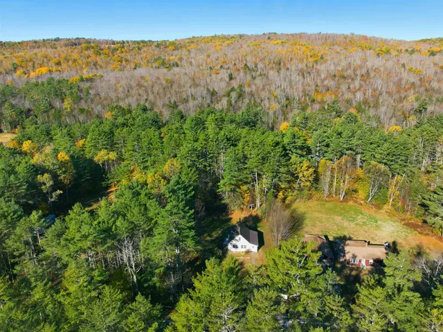 $299,000 | 613 Highway 118, Canaan, NH 03741