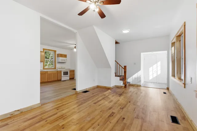 $299,000 | 613 Highway 118, Canaan, NH 03741