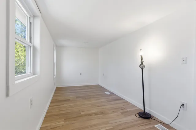 $299,000 | 613 Highway 118, Canaan, NH 03741