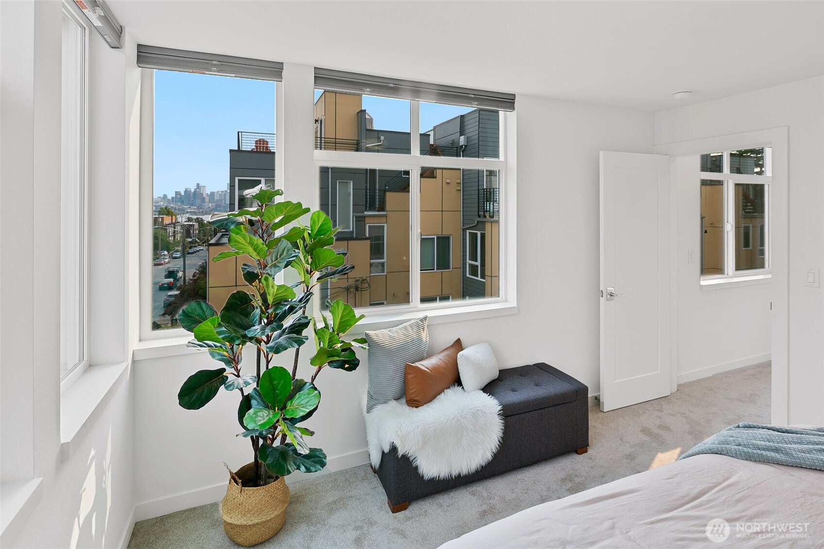 3531 Wallingford Avenue North Seattle, WA 98103 - Photo 14 of 33 a living room with furniture and a potted plant