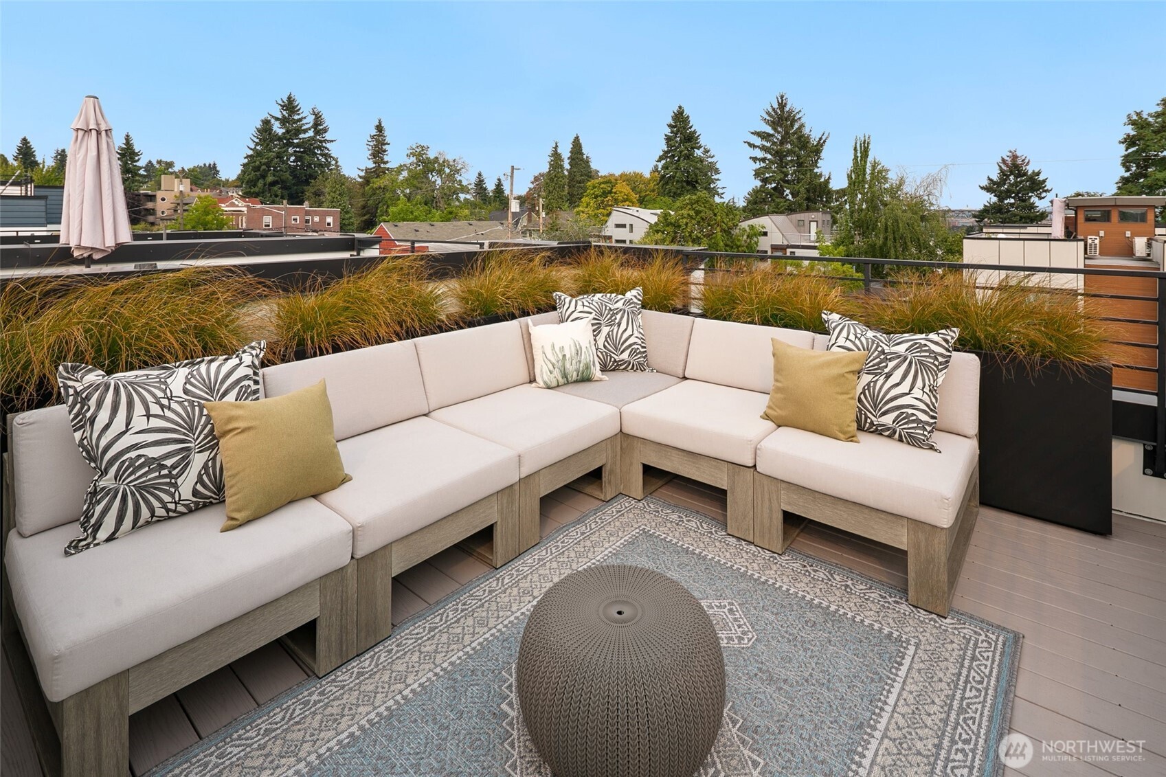 3531 Wallingford Avenue North Seattle, WA 98103 - Photo 26 of 33 a view of a lake with couches and city view