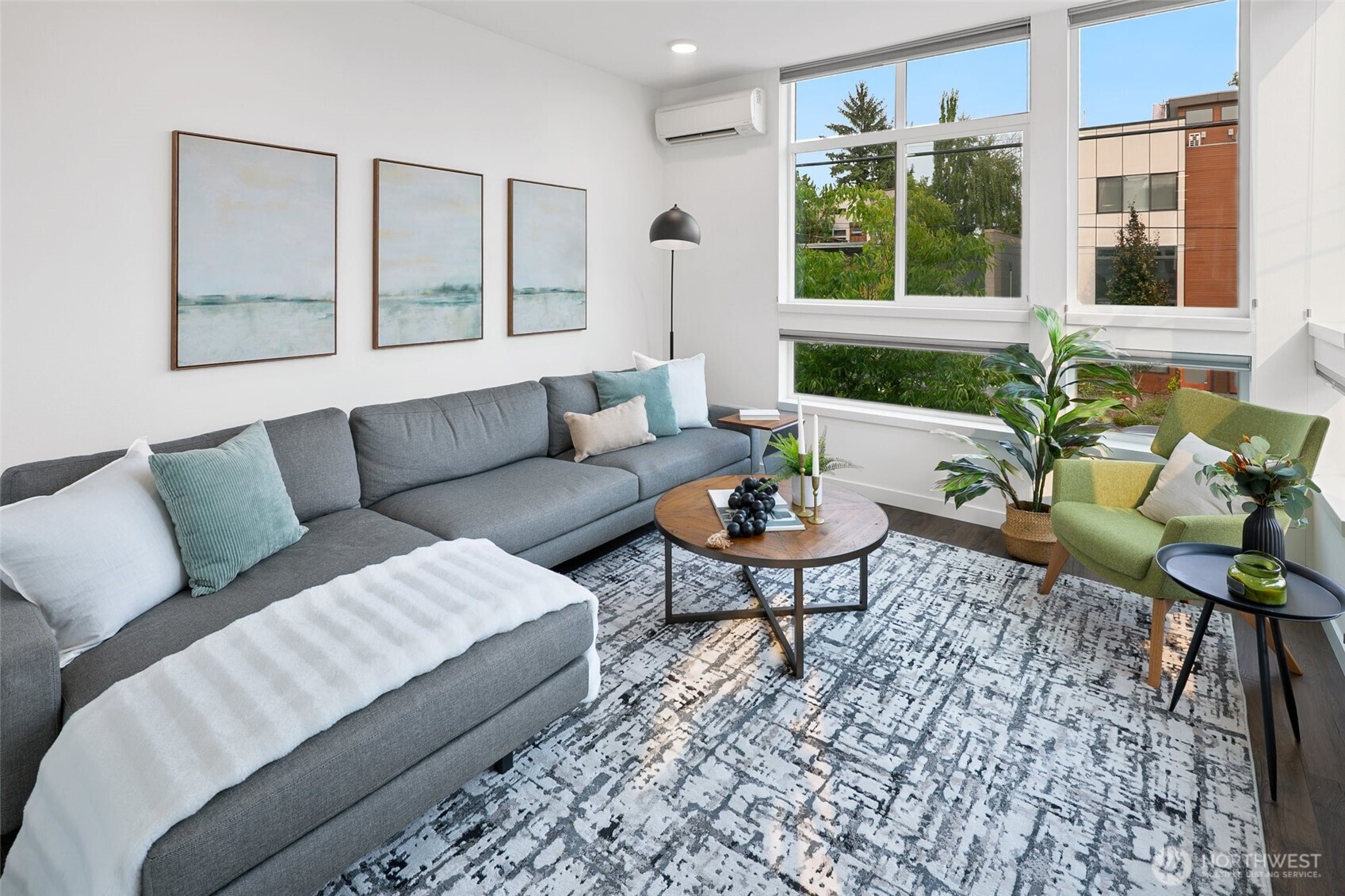 3531 Wallingford Avenue North Seattle, WA 98103 - Photo 4 of 33 a living room with furniture and a large window