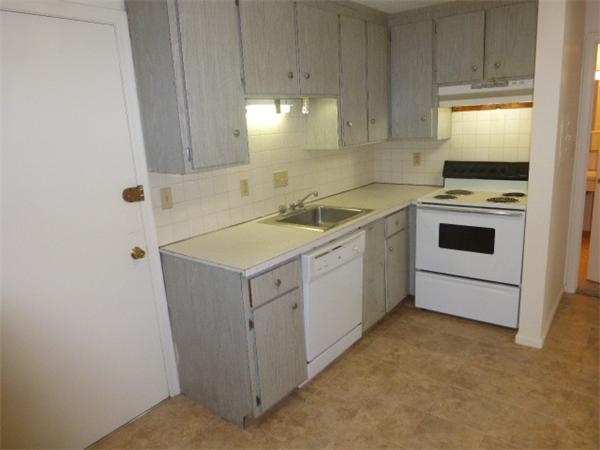 30 Hamilton Road, Unit 201 Arlington, MA 02474 - Photo 6 of 16 Gallery Image 6