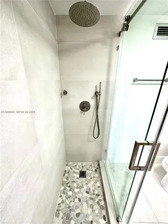 $309,999 | 2150 Sans Souci Boulevard, Unit A909, North Miami, FL 33181