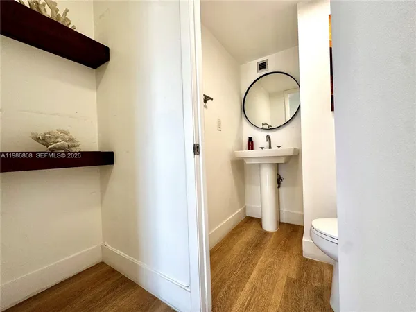 $309,999 | 2150 Sans Souci Boulevard, Unit A909, North Miami, FL 33181