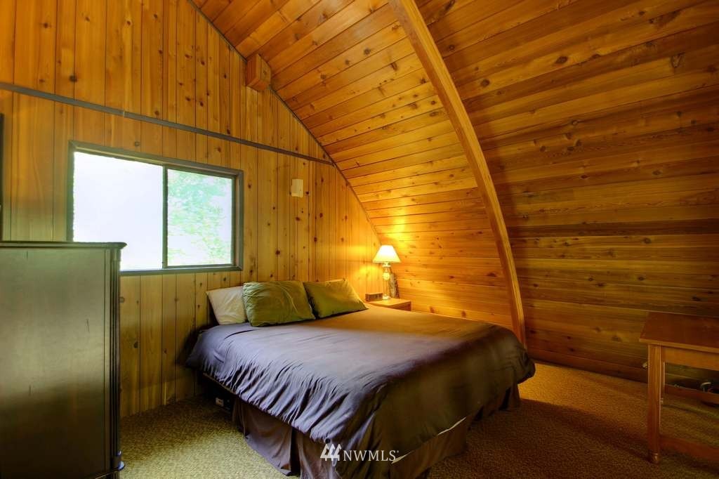 12040 Pinnacle Road Deming, WA 98244 - Photo 14 of 25 Gallery Image 14