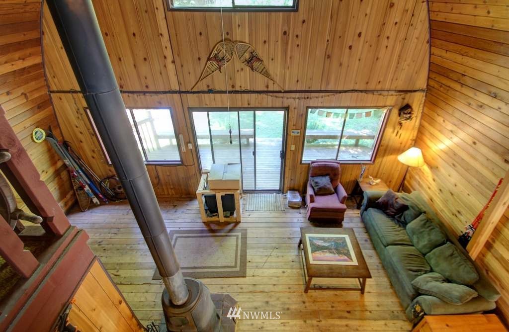 12040 Pinnacle Road Deming, WA 98244 - Photo 17 of 25 Gallery Image 17