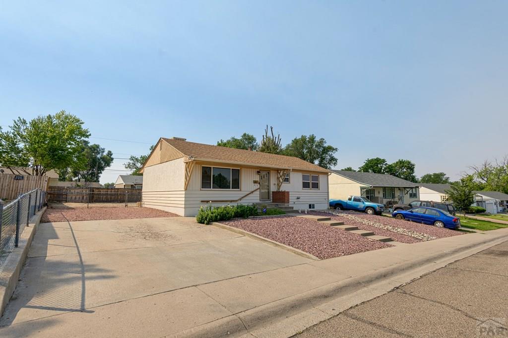 1810 Comanche Road Pueblo, CO 81001 - Photo 26 of 29
