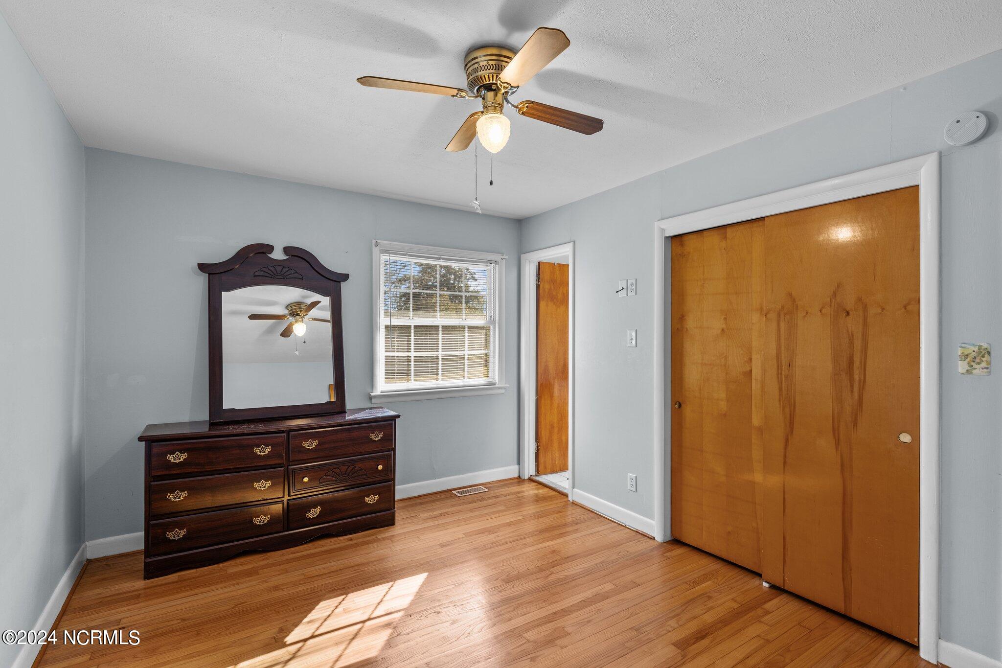 3713 Country Club Road Morehead City, NC 28557 - Photo 18 of 35 Bedroom 2