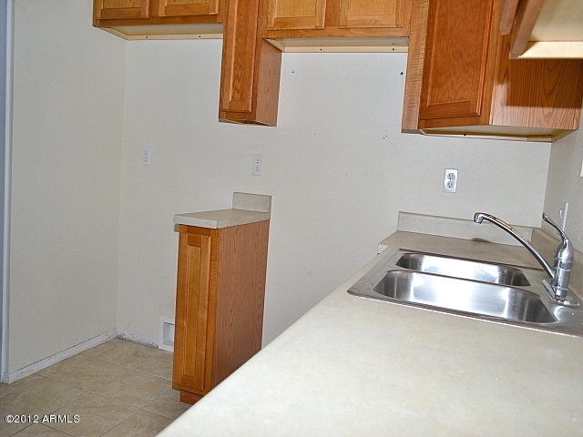 2855 South Ext Road, Unit 209 Mesa, AZ 85210 - Photo 30 of 41 023-272580-kitchen-3