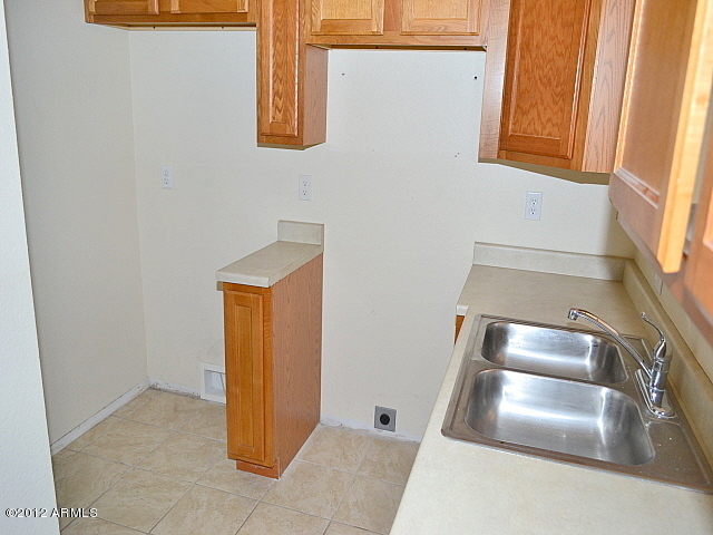 2855 South Ext Road, Unit 209 Mesa, AZ 85210 - Photo 31 of 41 023-272580-kitchen-4