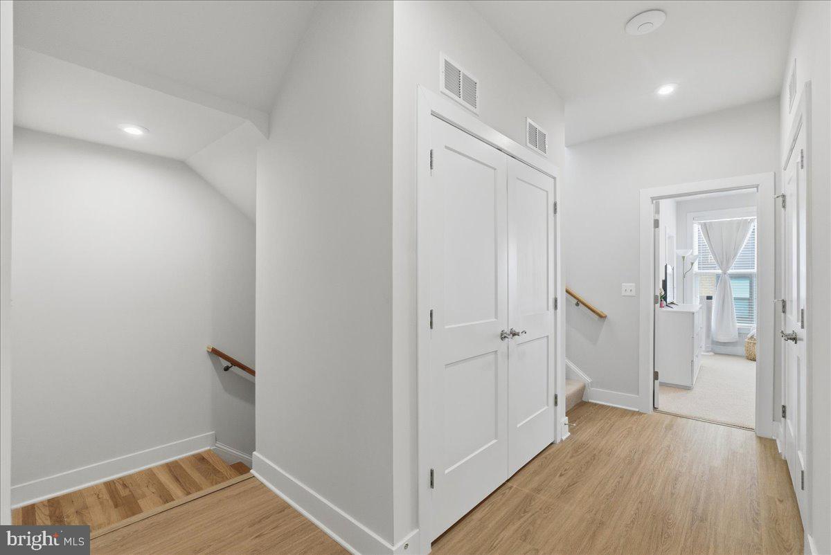 2315 Liberty Loop Herndon, VA 20171 - Photo 15 of 39 3rd floor