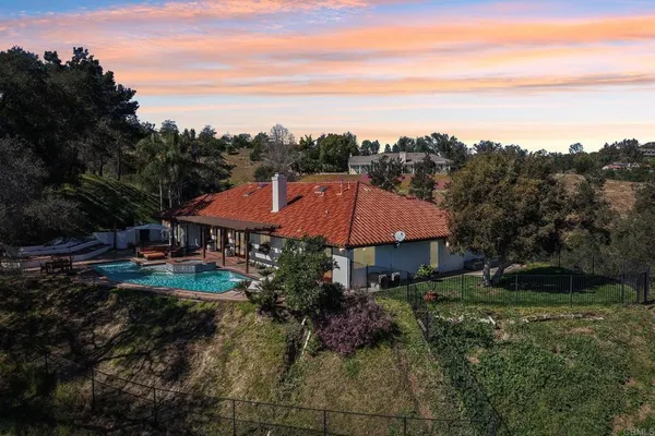 $1,465,000 | 707 Live Oak Park Road South, Fallbrook, CA 92028