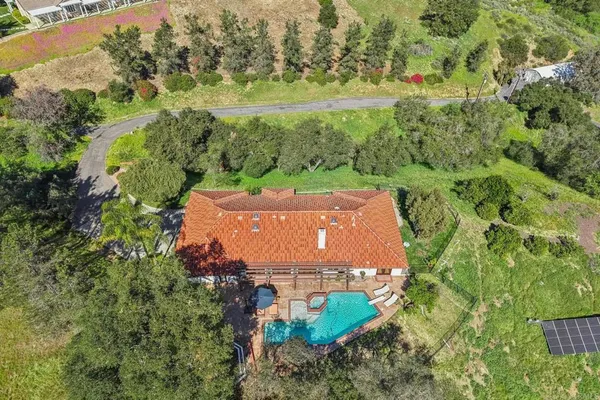 $1,465,000 | 707 Live Oak Park Road South, Fallbrook, CA 92028