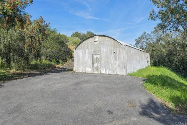 $1,465,000 | 707 Live Oak Park Road South, Fallbrook, CA 92028
