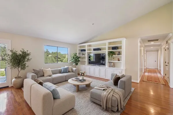 $1,465,000 | 707 Live Oak Park Road South, Fallbrook, CA 92028